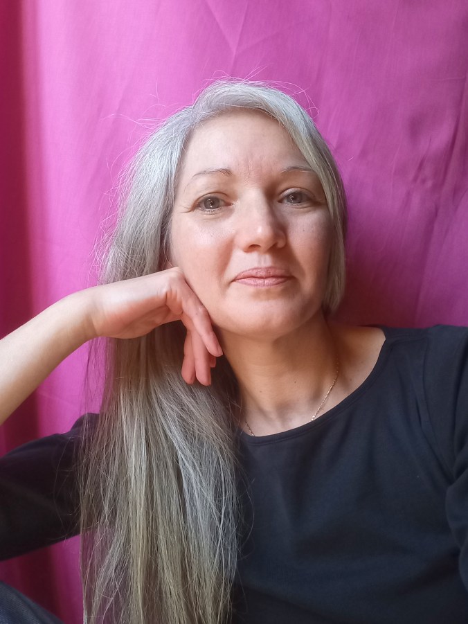 Soy Jessica Olmo, aromatologa transpersonal para cuidadores conscientes